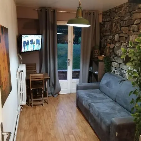Studio Proche Cid Apartament *